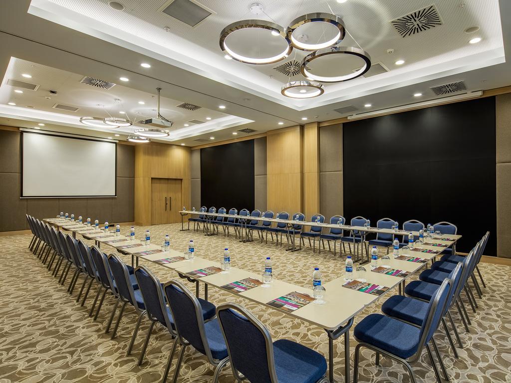 Park Inn By Radisson ซัมซุน ภายนอก รูปภาพ